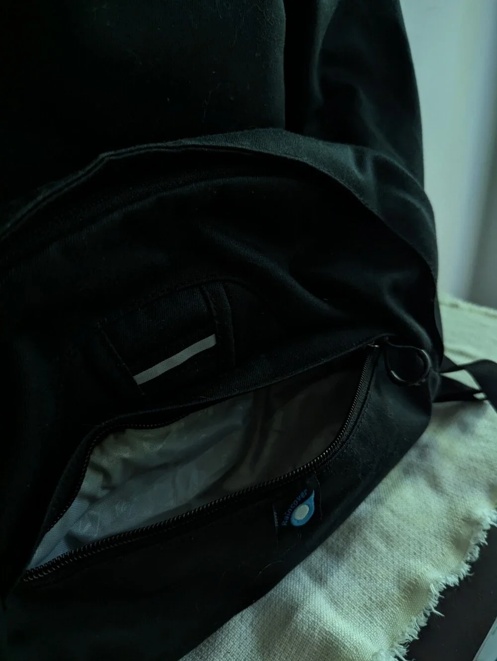 Rare Osprey Pixel Laptop Backpack 26L - Limited Edition Commuter Daypack